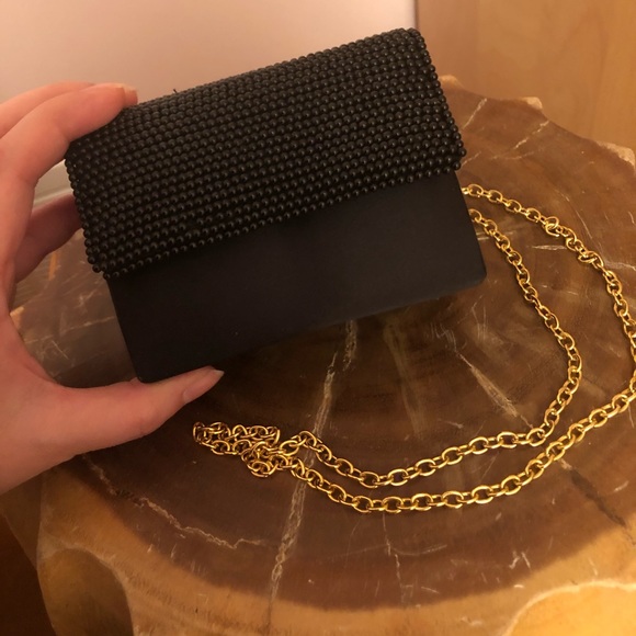 🌺2/$20🌺 Mini purse with long chain!! - Picture 4 of 8